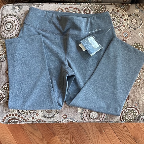 NEW Eddie Bauer Women's Astir High Rise Capri Leggings NWT Gray, MEDIUM - Picture 6 of 6